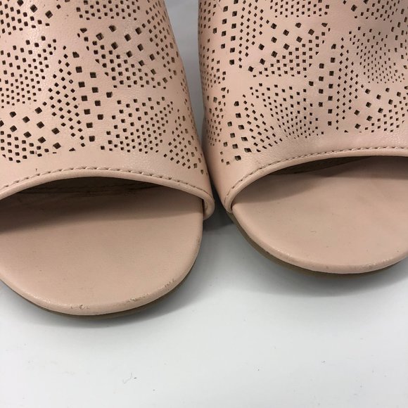 Maurices Blush Pink Block Heel Strappy Sandals 6 - Picture 2 of 6